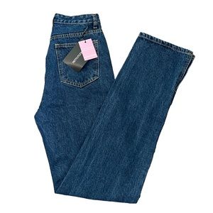 PrettyLittleThing Women Straight Leg Split Hem High Waisted Jeans Size 2 NWT